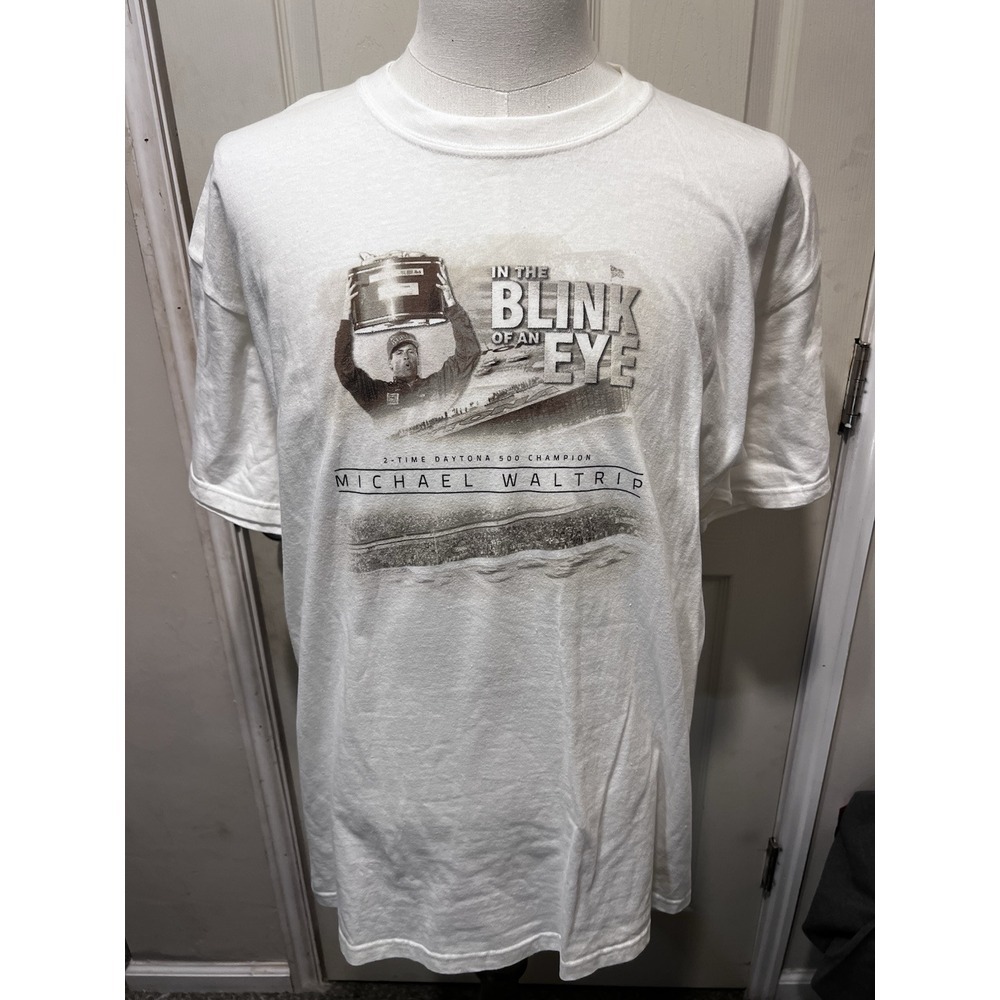 Michael Waltrip 2 Time Daytona Champion Chase Authentic T Shirt NWT‎
